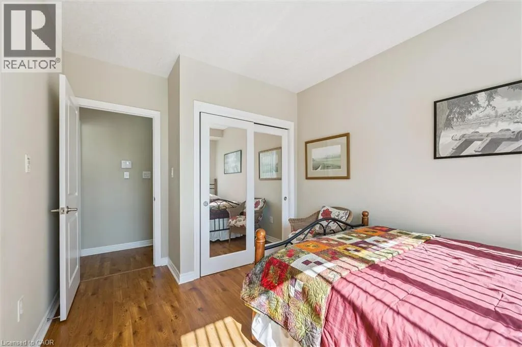 539 BELMONT Avenue W Unit# 201, #201