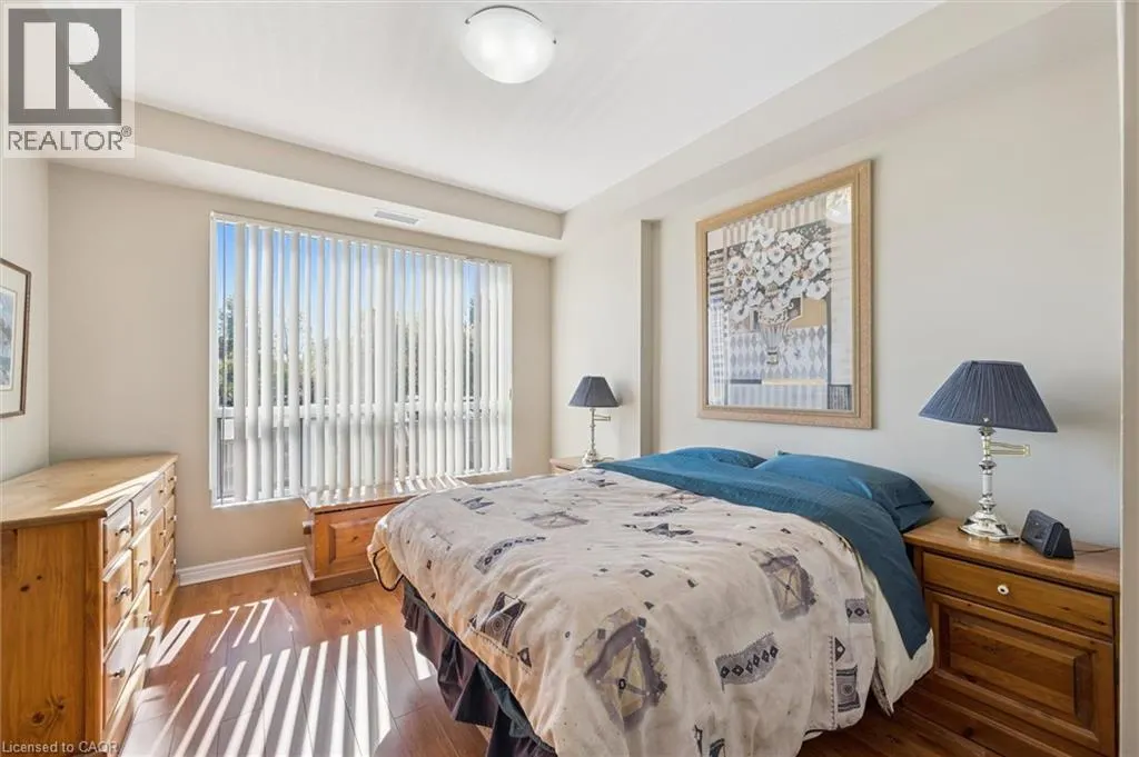 539 BELMONT Avenue W Unit# 201, #201