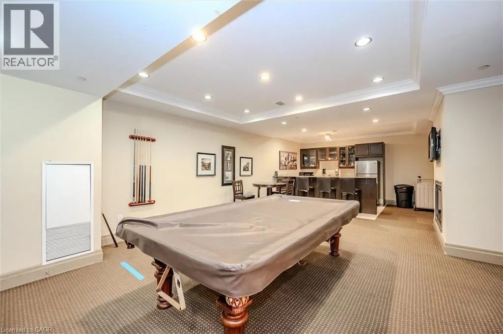 539 BELMONT Avenue W Unit# 201, #201