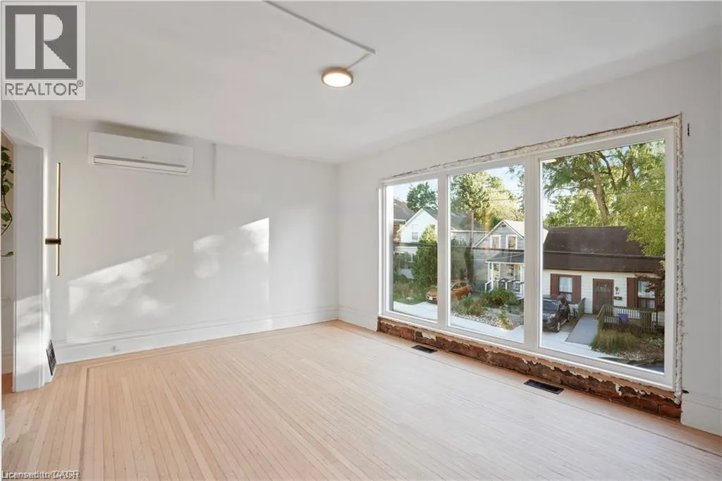 30 JONES Street Unit# 2, #2