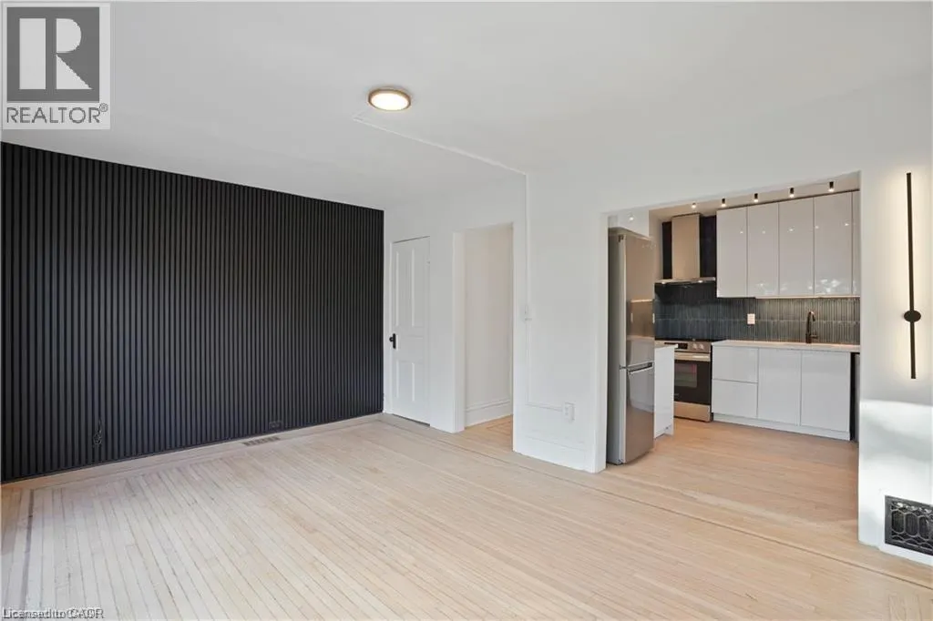 30 JONES Street Unit# 2, #2