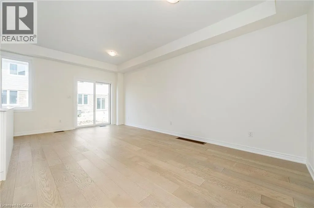 14 JELLICOE Court