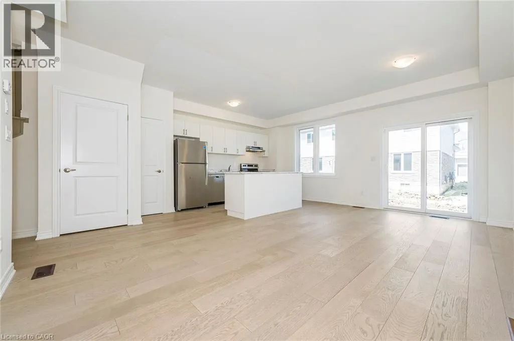 14 JELLICOE Court