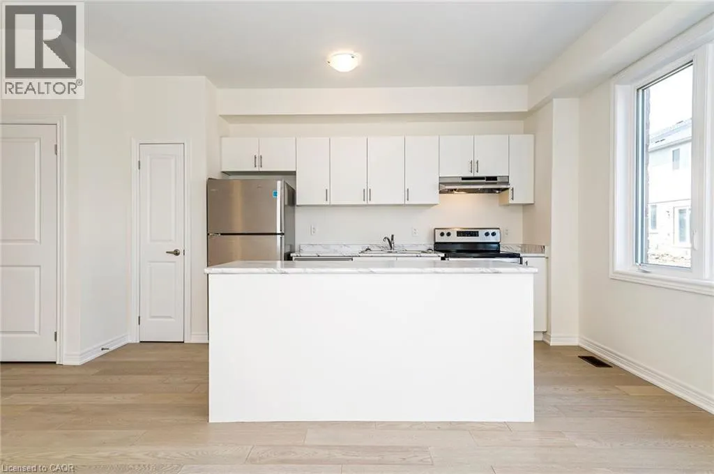 14 JELLICOE Court