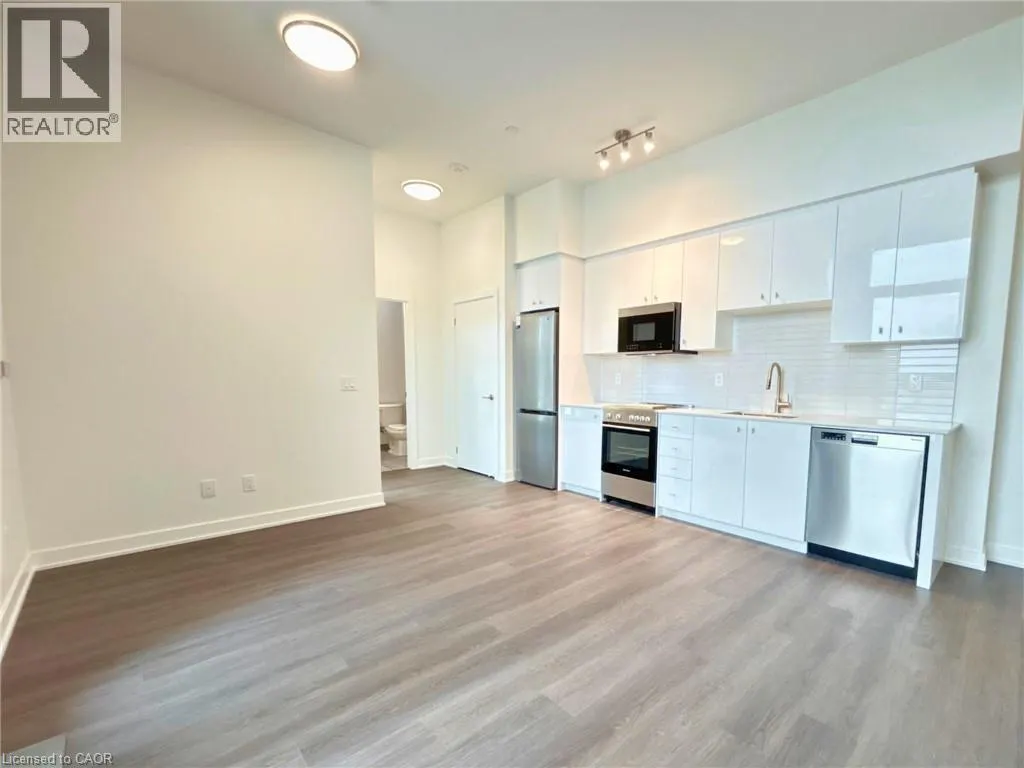 25 WELLINGTON Street S Unit# 306, #306