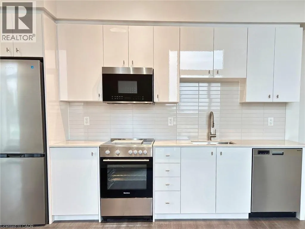 25 WELLINGTON Street S Unit# 306, #306