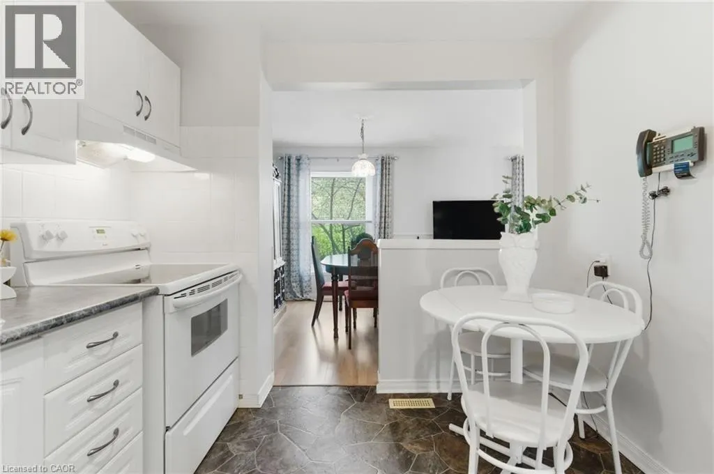 3500 GLEN ERIN Drive Unit# 6, #6