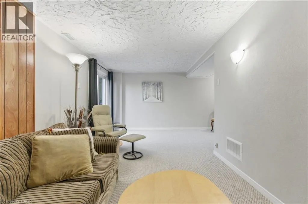 3500 GLEN ERIN Drive Unit# 6, #6