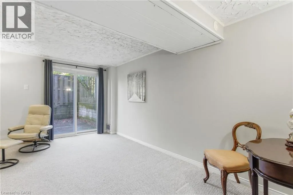 3500 GLEN ERIN Drive Unit# 6, #6
