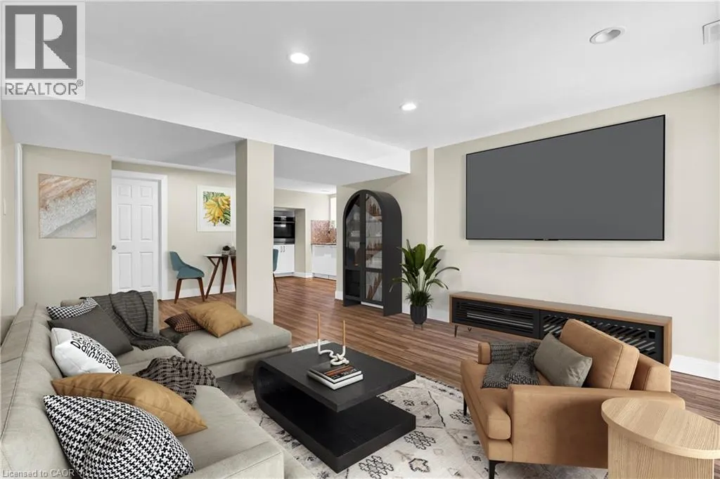 15 OLIVER Court Unit# LOWER, #LOWER