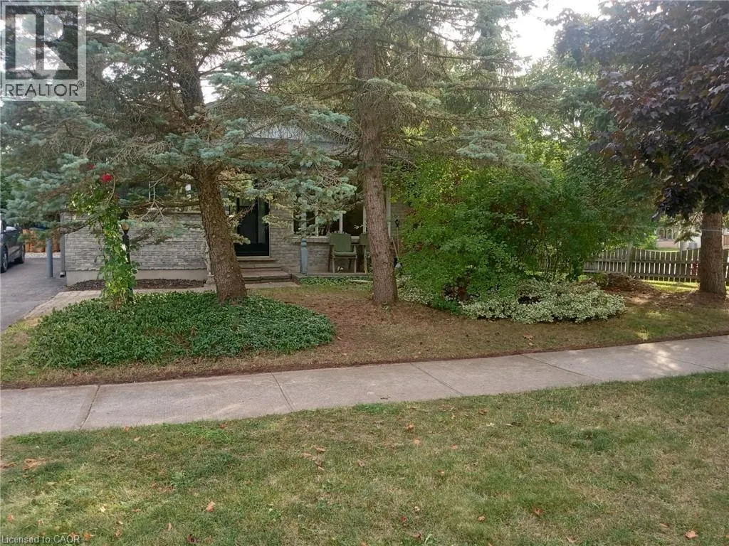 95 CEDAR CREST Street