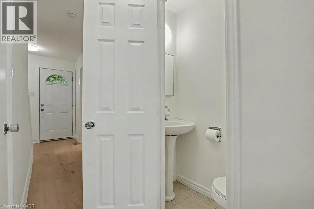 25 UPPER CANADA Drive Unit# 17, #17