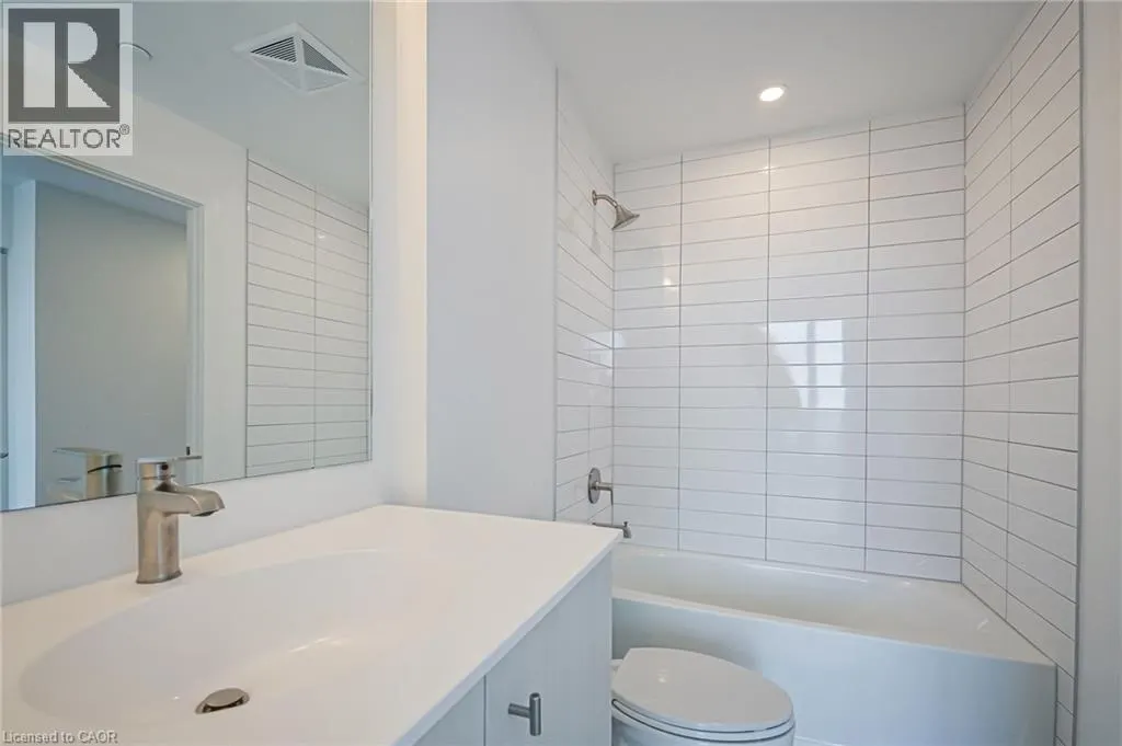 15 WELLINGTON Street Unit# 2411, #2411