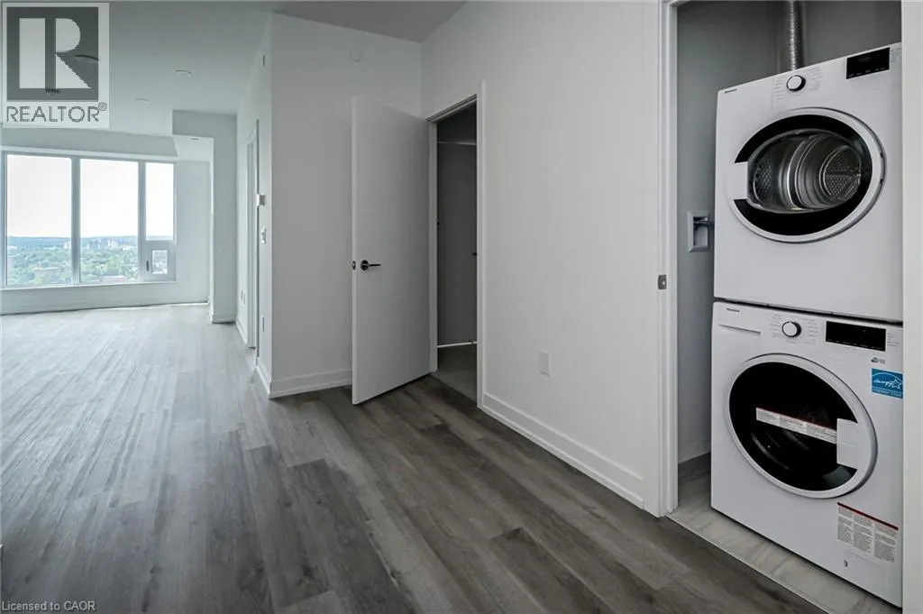 15 WELLINGTON Street Unit# 2411, #2411
