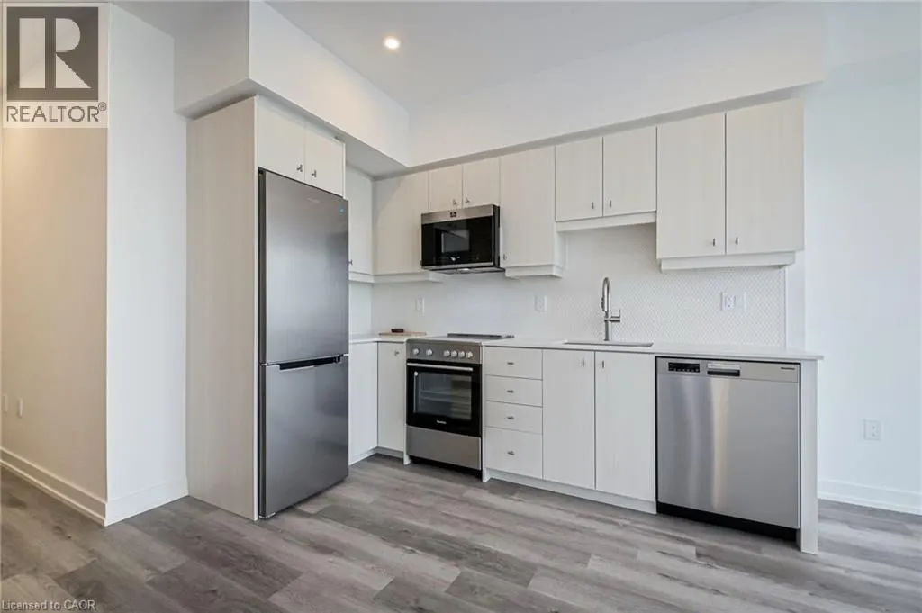 15 WELLINGTON Street Unit# 2411, #2411