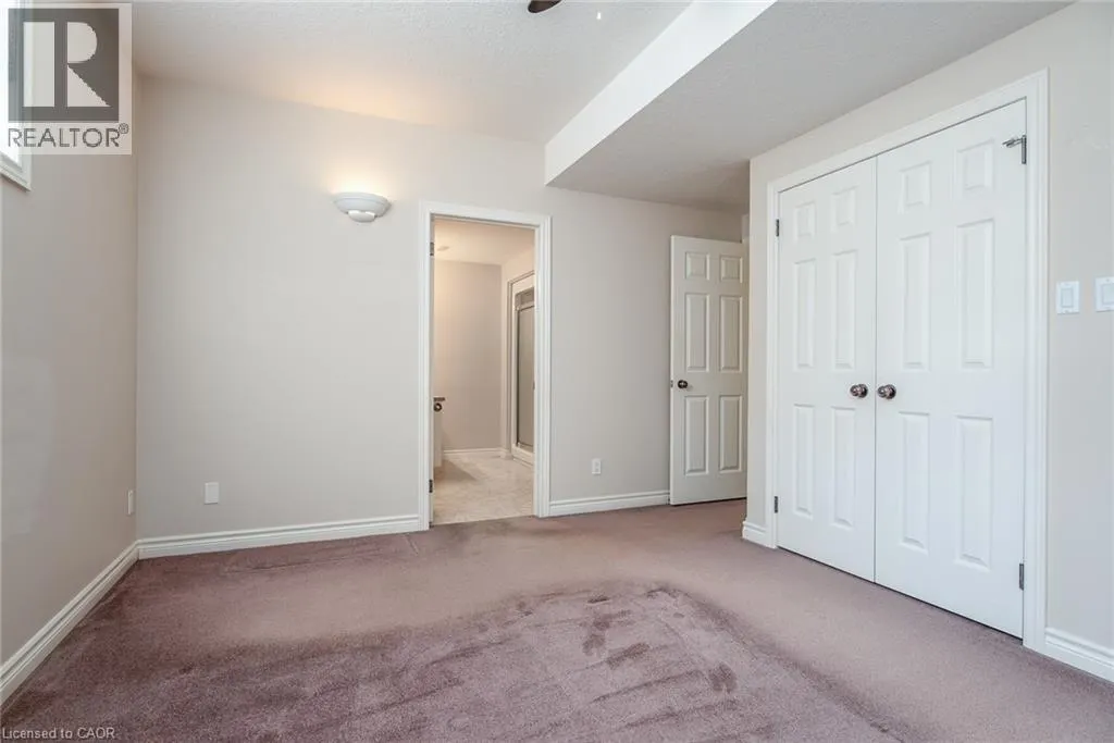 15 PARKVIEW Drive