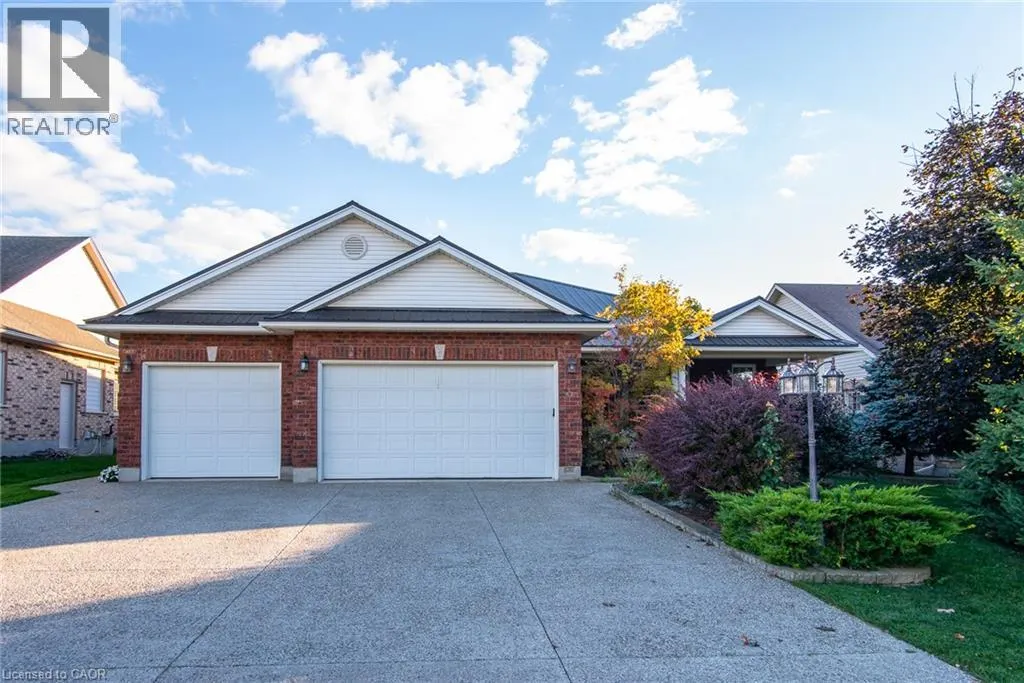 15 PARKVIEW Drive