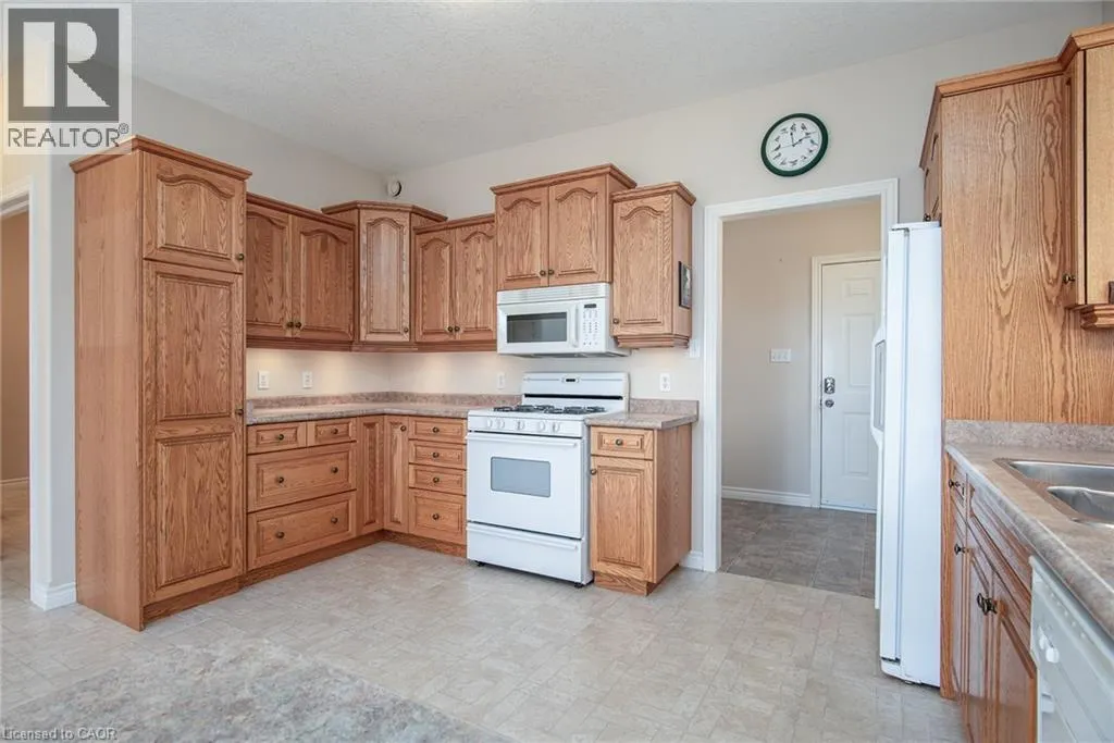 15 PARKVIEW Drive