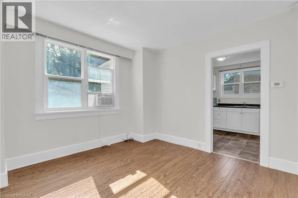 503 VICTORIA Street N Unit# 2, #2
