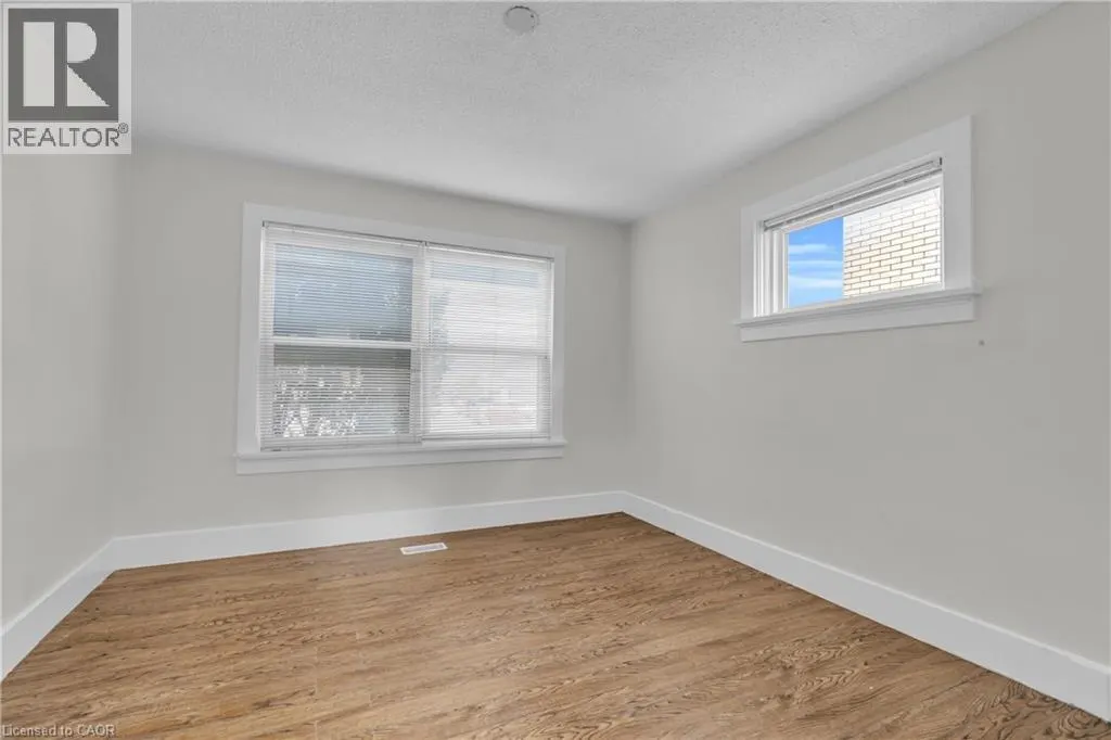 503 VICTORIA Street N Unit# 2, #2