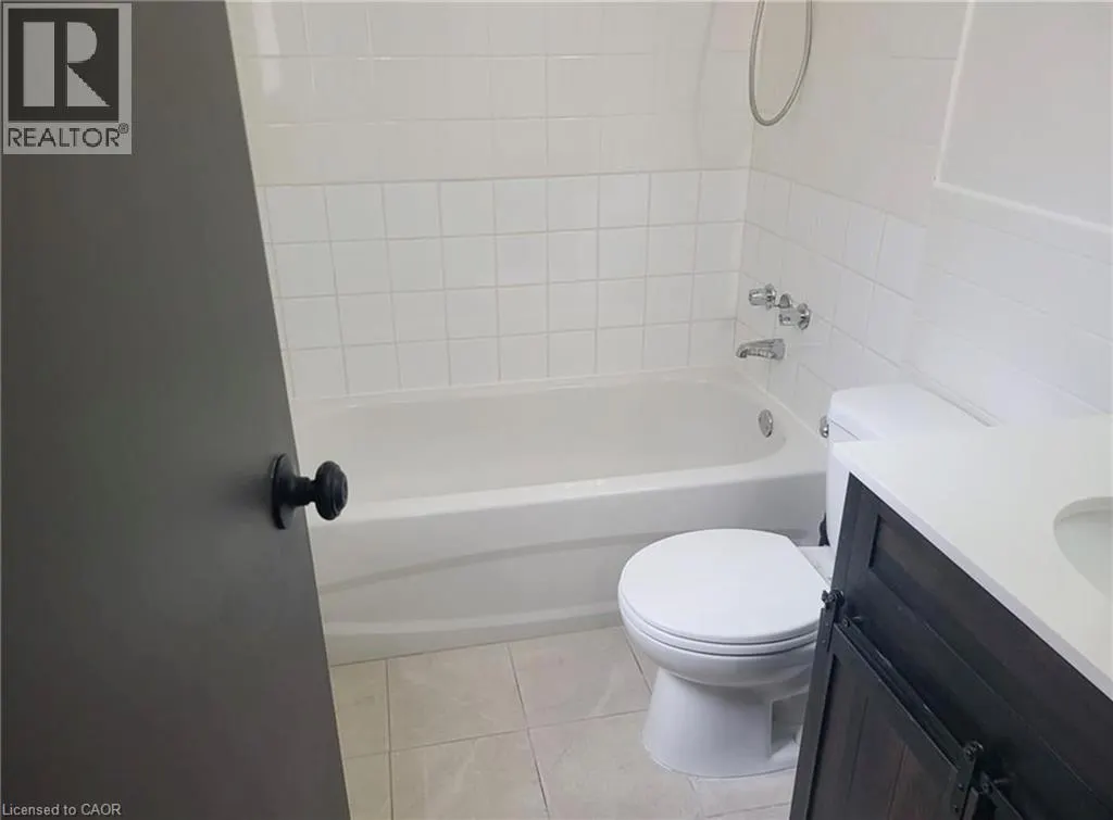 163 CHANDLER Drive Unit# 11, #11