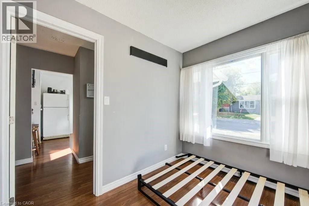 96 EMERY Street W