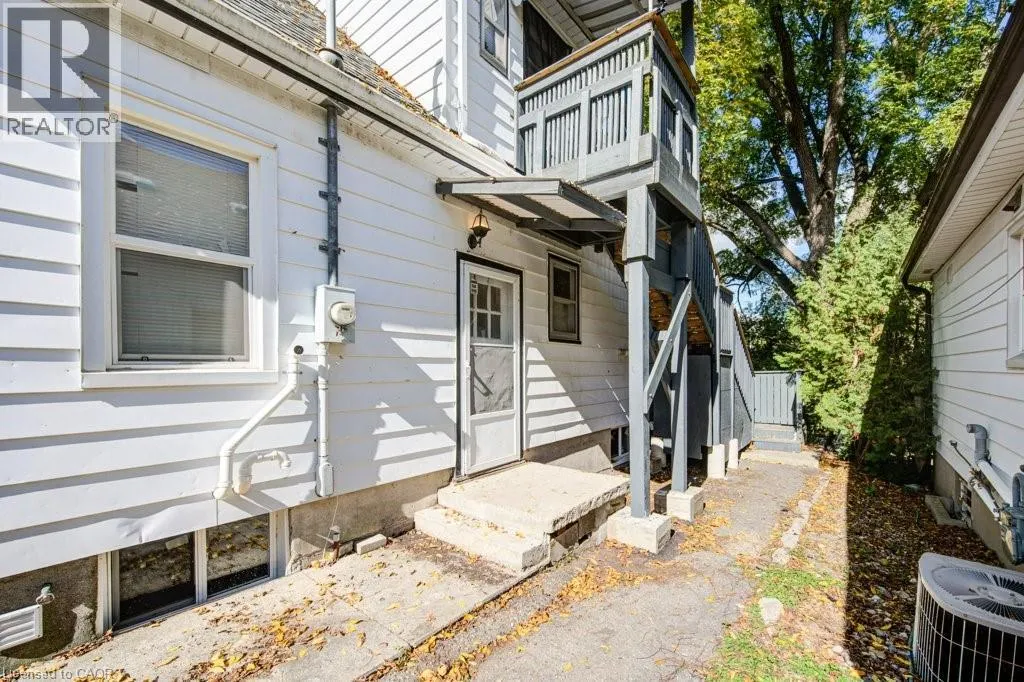 96 EMERY Street W