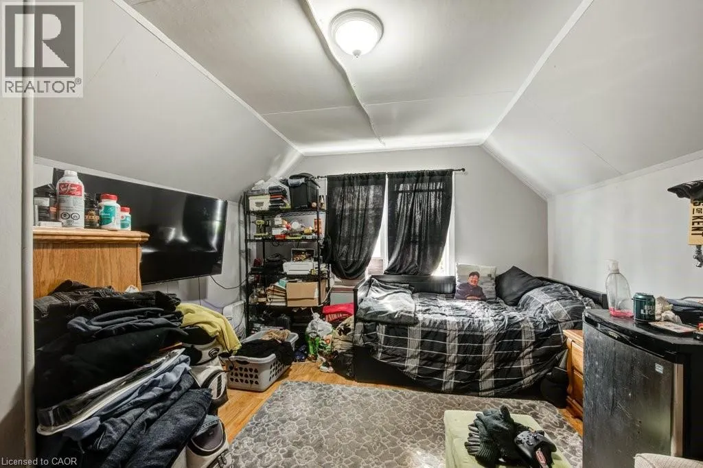 96 EMERY Street W