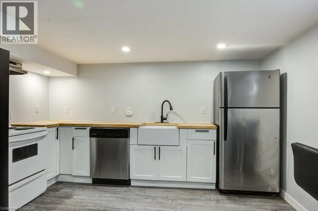96 EMERY Street W