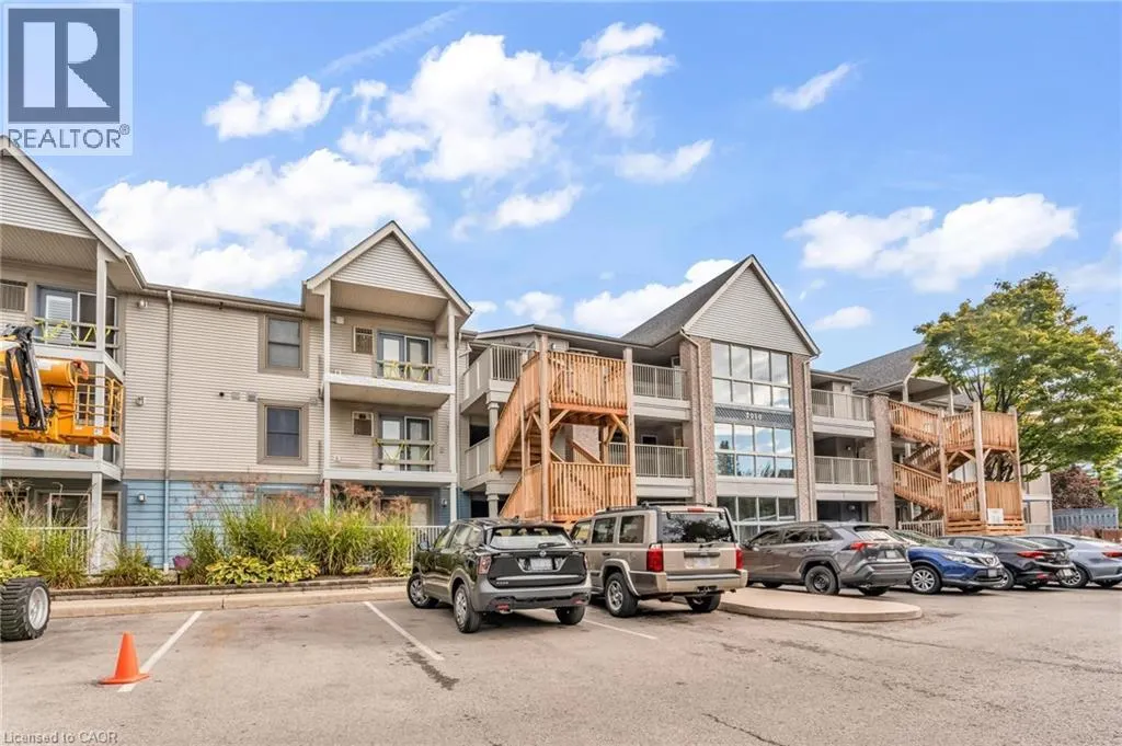 2010 CLEAVER Avenue Unit# 207, #207
