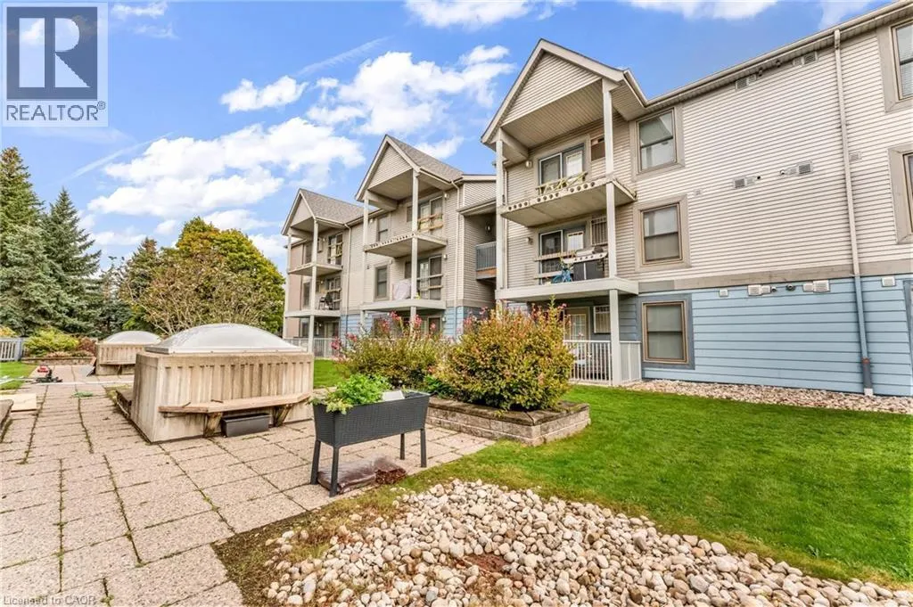 2010 CLEAVER Avenue Unit# 207, #207