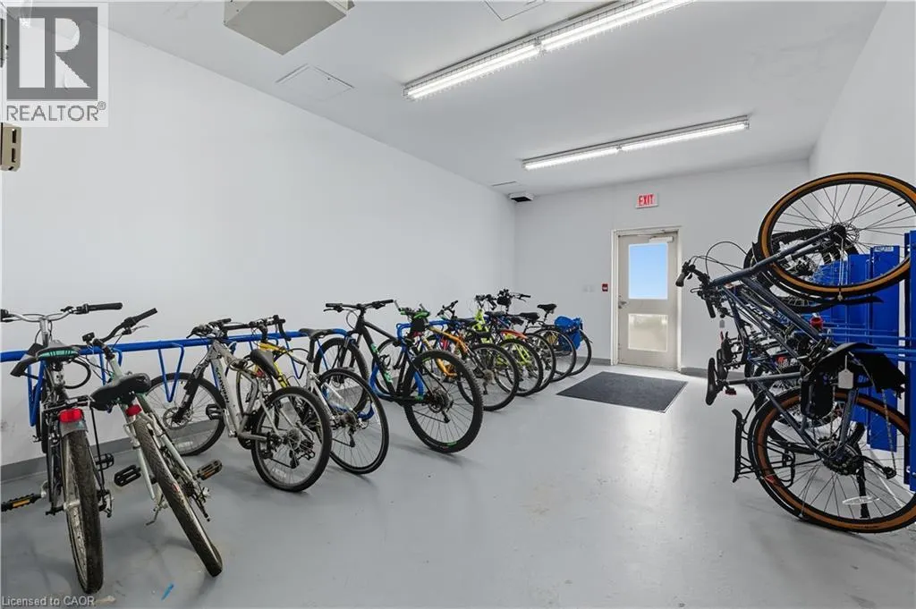 90 CHARLTON Avenue W Unit# 209, #209