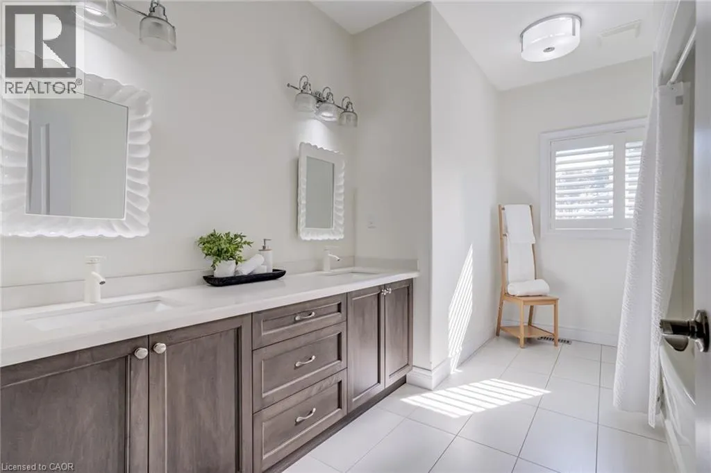 175 OAKHILL Place