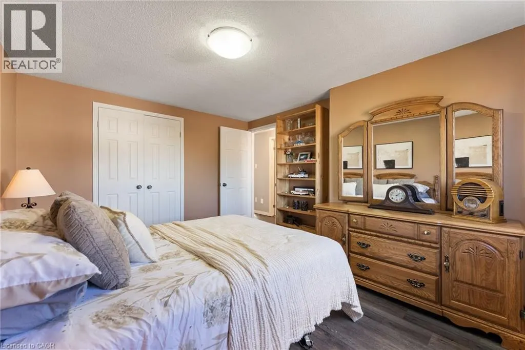 126 CHARING Drive