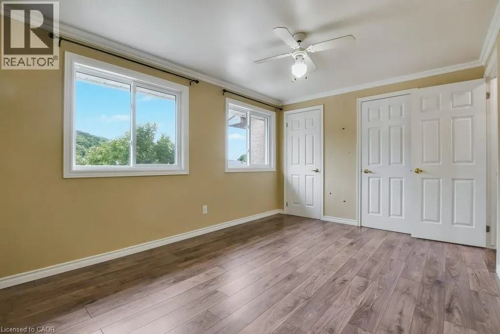 66 SUMMERCREST Drive Unit# 3, #3