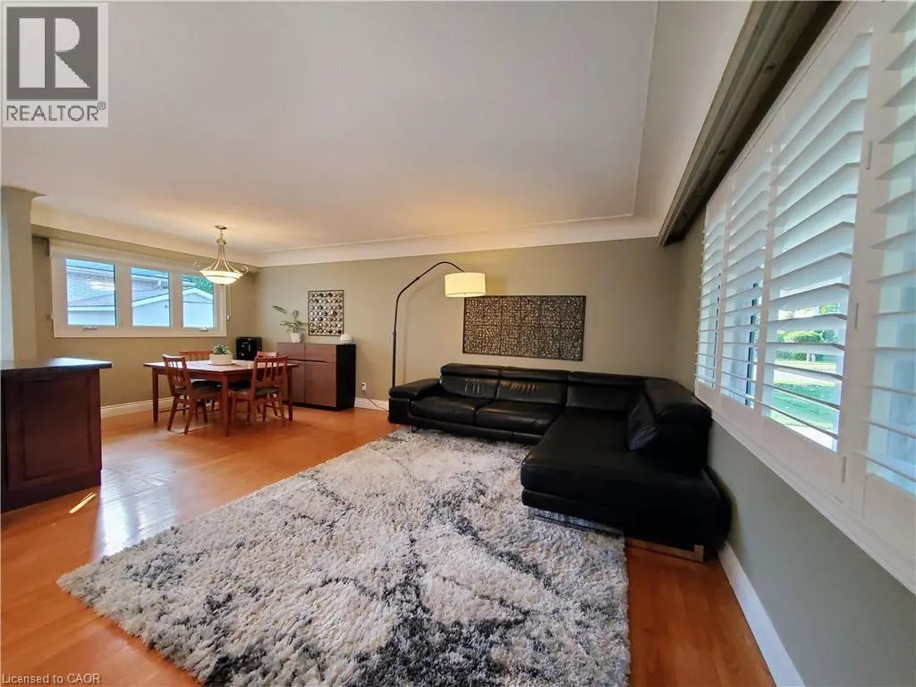 7 CROSBY Drive