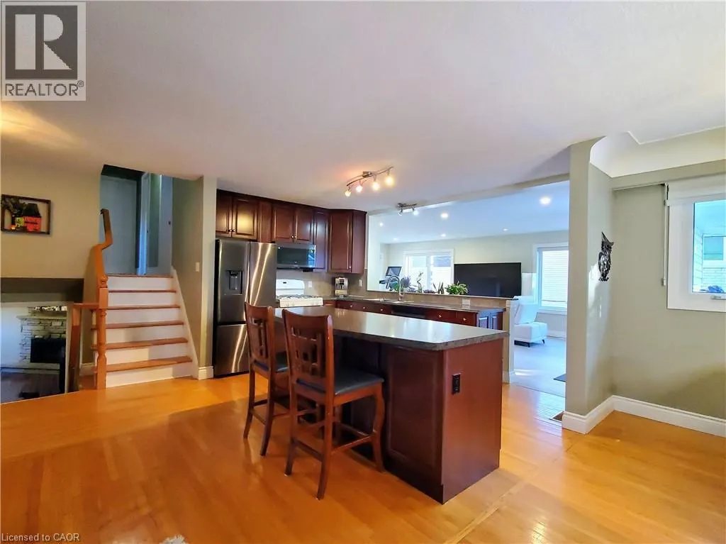 7 CROSBY Drive