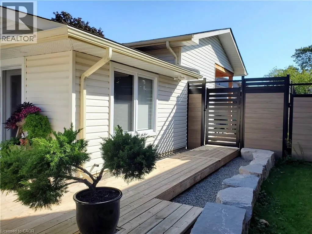 7 CROSBY Drive