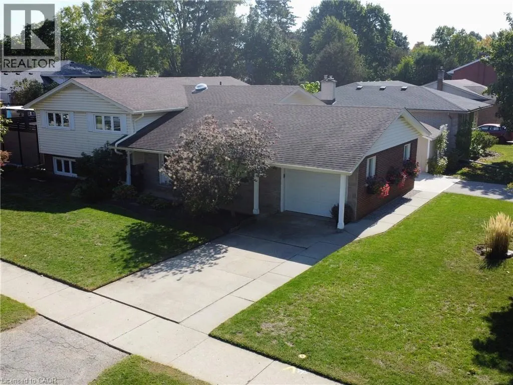 7 CROSBY Drive