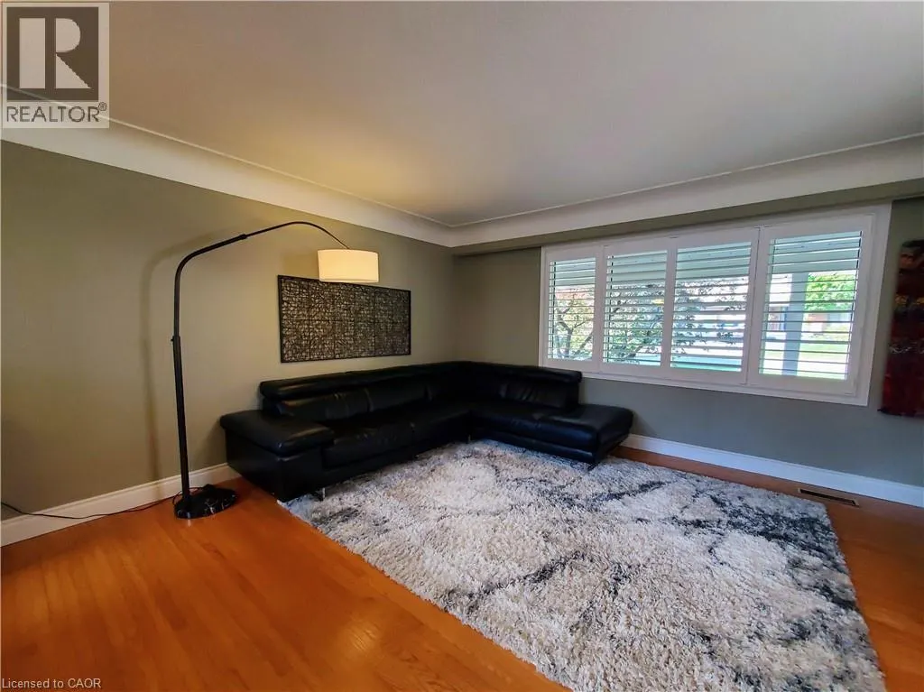 7 CROSBY Drive