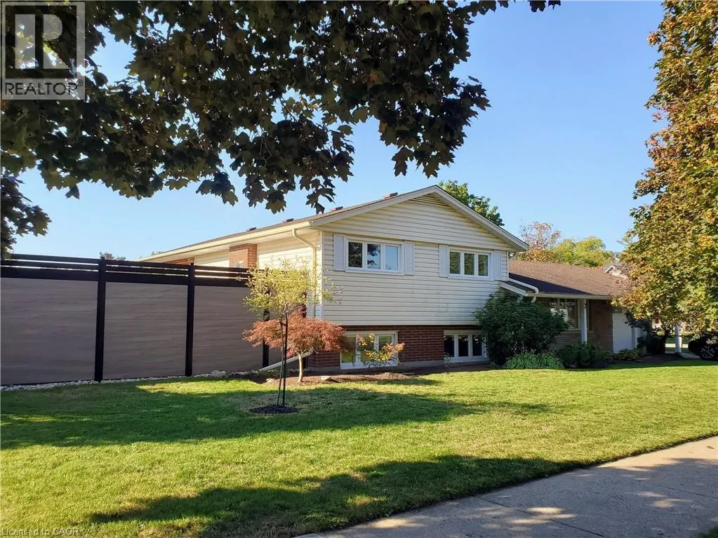 7 CROSBY Drive
