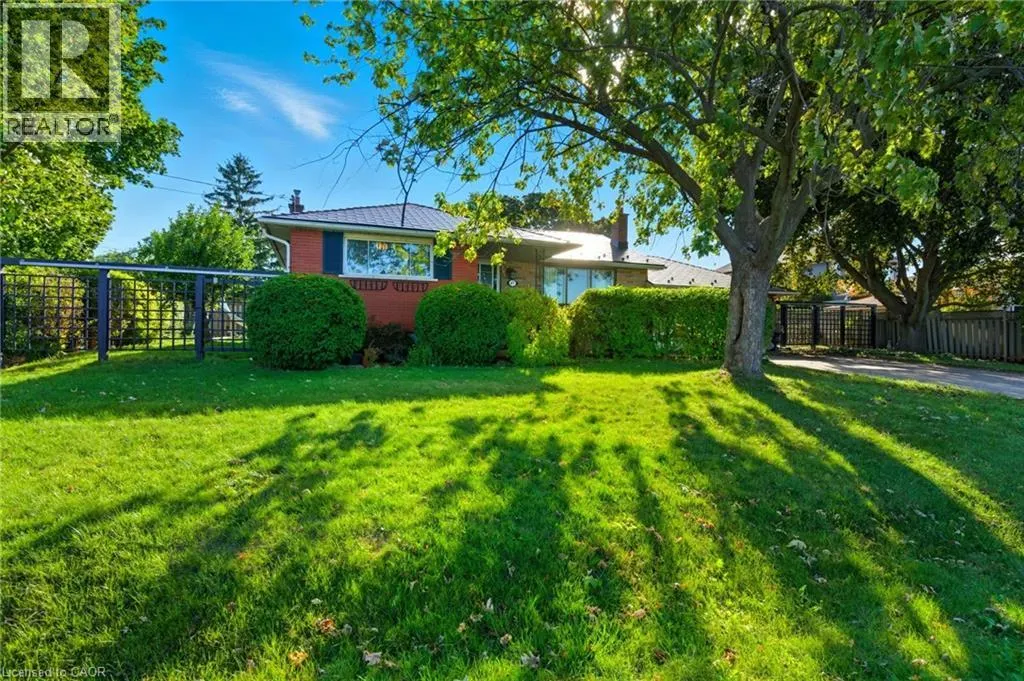 67 LAKESIDE Drive