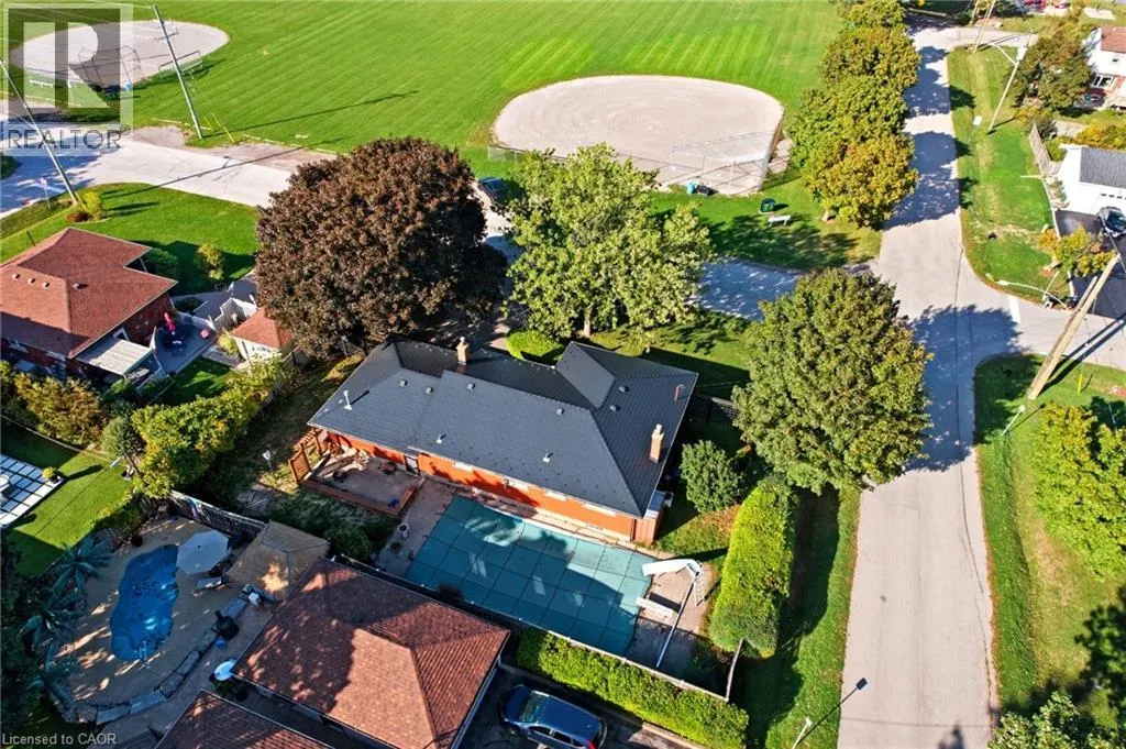 67 LAKESIDE Drive