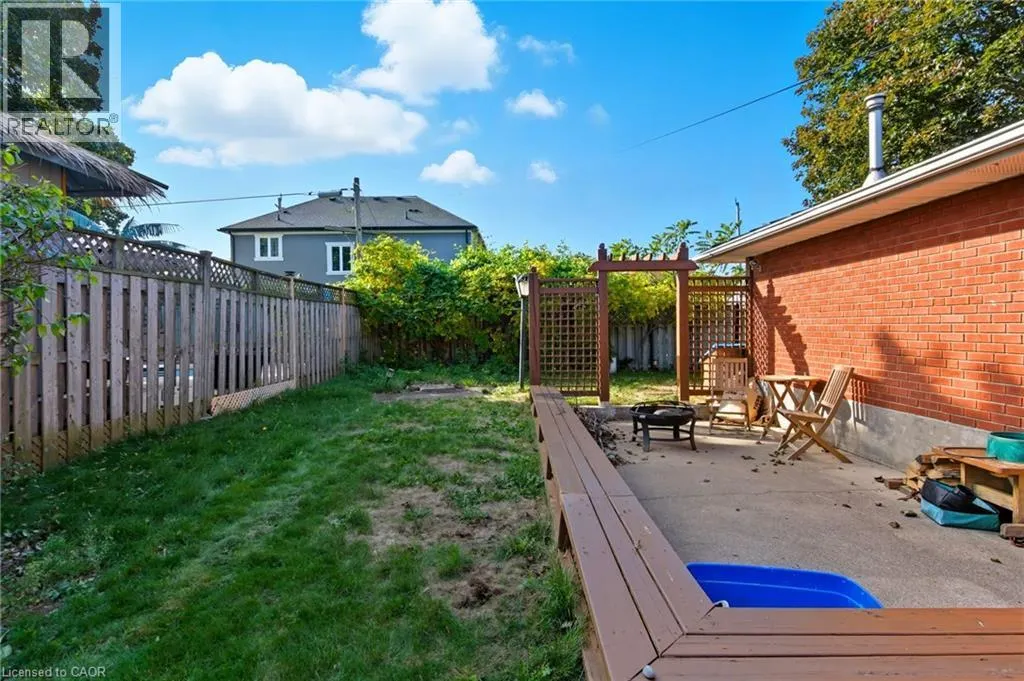 67 LAKESIDE Drive