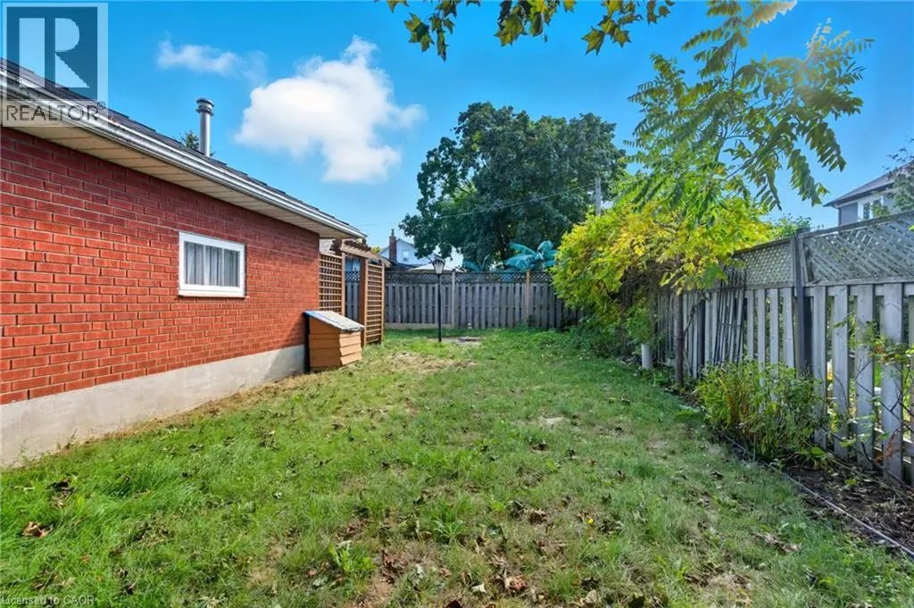 67 LAKESIDE Drive