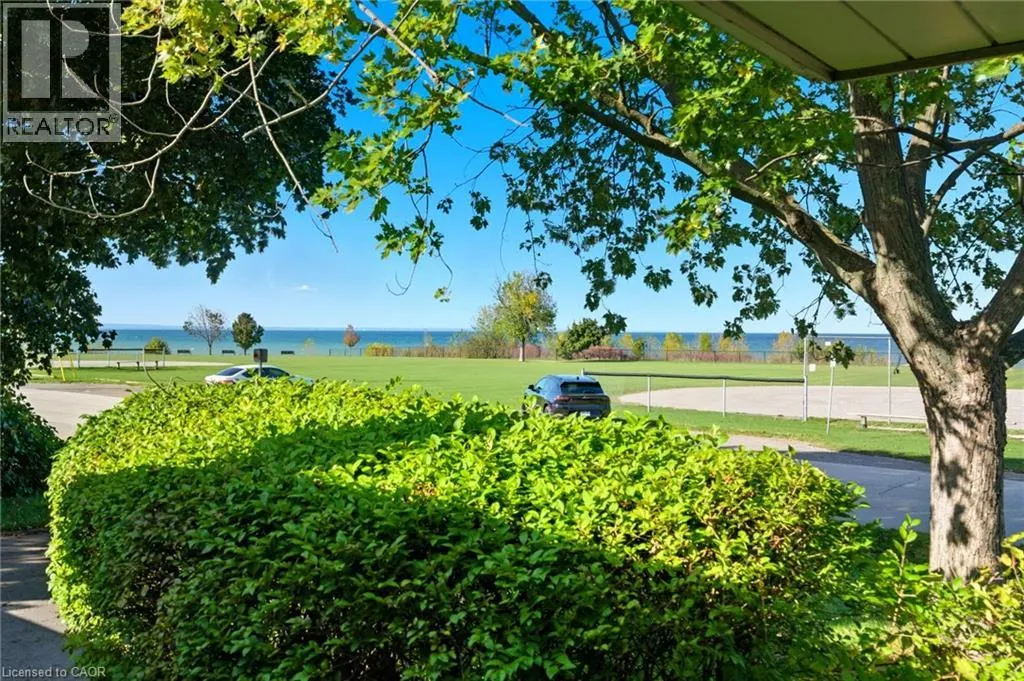 67 LAKESIDE Drive