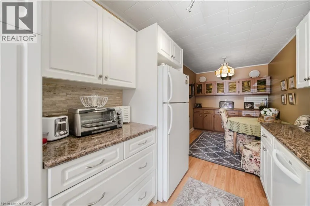 9 GRANT Boulevard Unit# 102, #102
