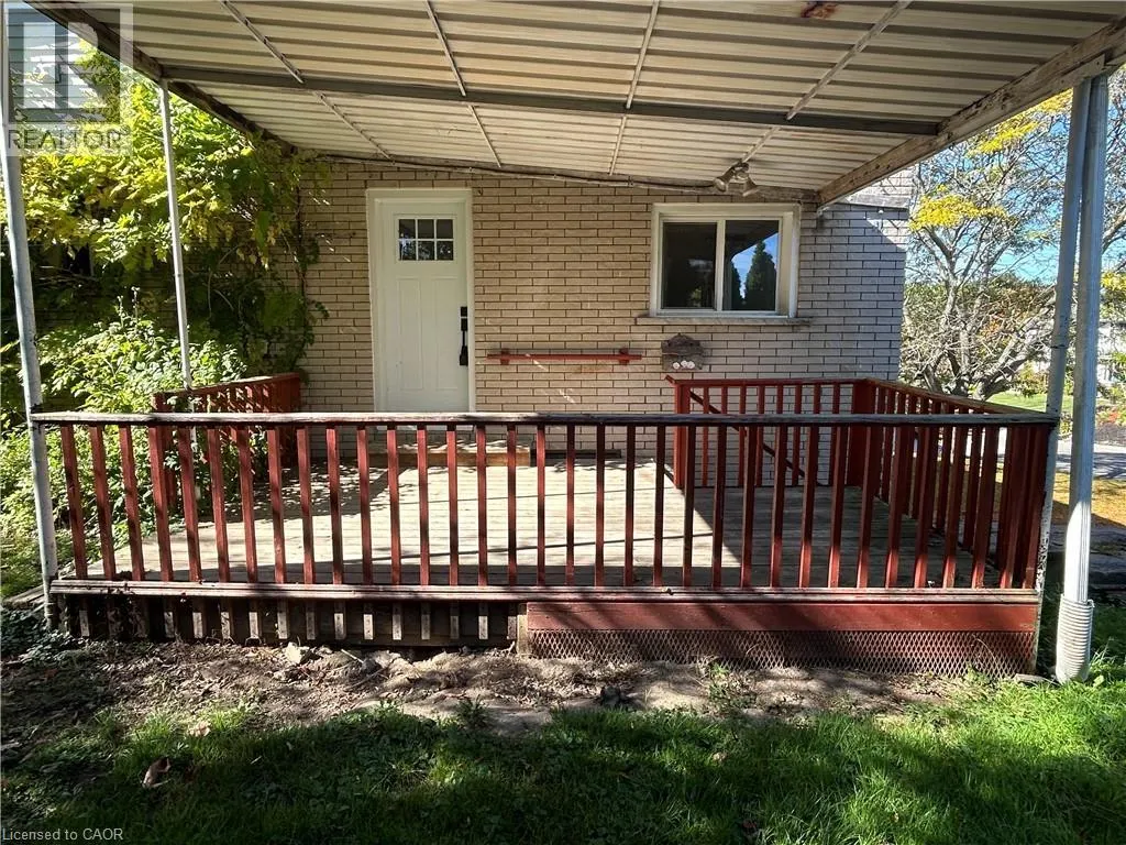 50 CHARLTON Crescent