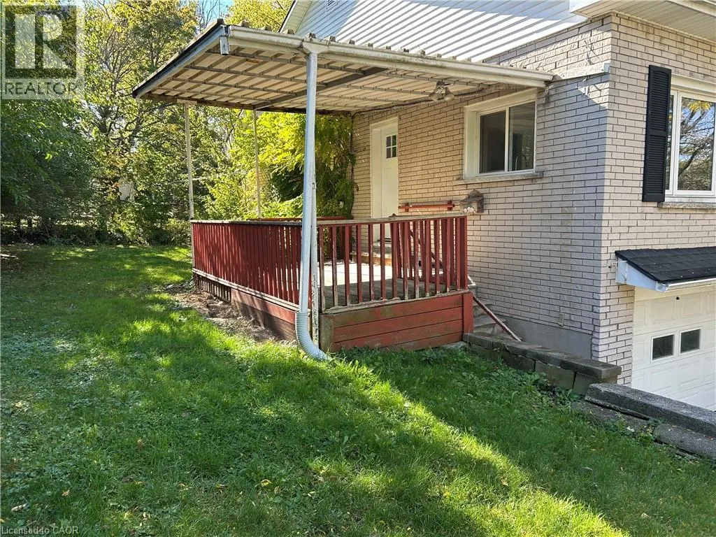 50 CHARLTON Crescent