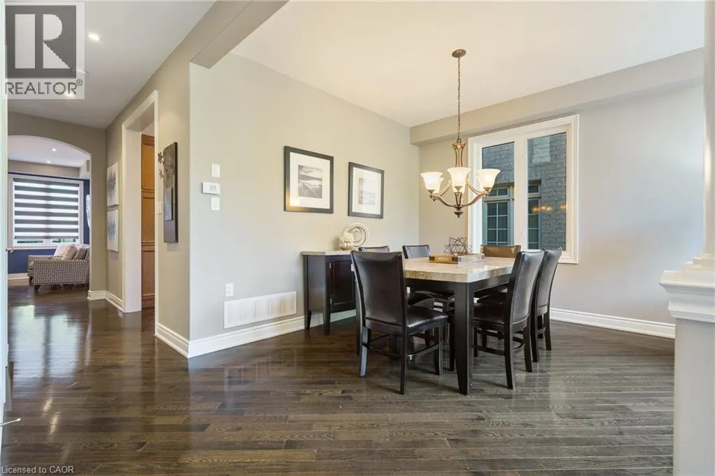 317 GREAT LAKES Boulevard